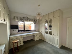 Photo 16- click for photo gallery